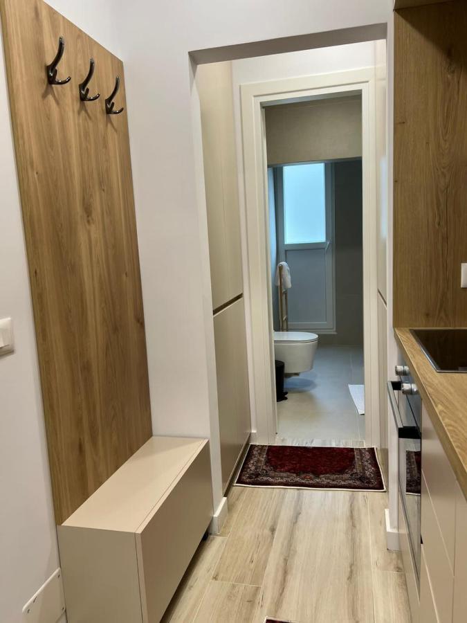 Smart Home , Lovely Apartment In Tirana Exterior foto